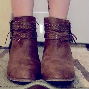 Womens studded fringed booties